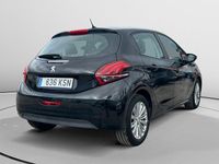 Usado Peugeot 208 Signature Sky 82 CV (60 kW) 2018 Blanco Utilitario
