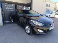 Usado Hyundai i30 100 CV (73 kW) 2014 Negro Berlina