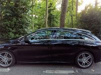 Usado Mercedes CLA200 Shooting Brake AMG line 136 CV (100 kW) 2016 Negro Familiar
