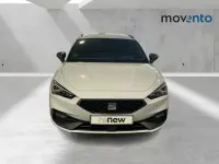 Usado Seat Leon FR 110 CV (80 kW) 2023 Blanco Familiar