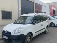 Usado Fiat Doblò Dynamic 105 CV (77 kW) 2012 Blanco Monovolumen