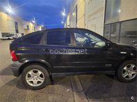 Usado Ssangyong (KGM) Kyron 141 CV (103 kW) 2008 Negro SUV