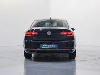 Usado VW Passat Sport 190 CV (139 kW) 2017 Negro Berlina