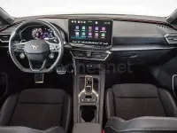 Usado Cupra Leon 150 CV (110 kW) 2025 Blanco Berlina