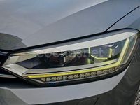 Usado VW Touran Advance 150 CV (110 kW) 2016 Gris / plata Monovolumen