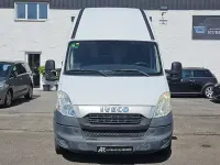 Usado Iveco Daily 105 CV (77 kW) 2012 Blanco Van