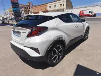 Usado Toyota C-HR Advance 122 CV (89 kW) 2021 Blanco SUV