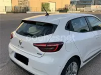 Usado Renault Clio V Intens 140 CV (102 kW) 2021 Blanco Berlina