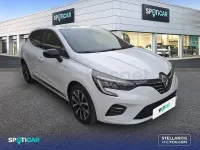 Usado Renault Clio V Techno 90 CV (66 kW) 2023 Gris / plata Berlina