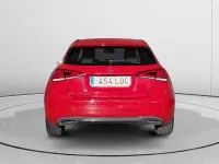 Usado Mercedes A200 150 CV (110 kW) 2019 Rojo Utilitario