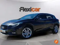 Usado Infiniti Q30 Premium 156 CV (114 kW) 2019 Negro