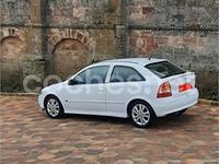Usado Opel Astra Sportive 100 CV (73 kW) 2000 Blanco Berlina
