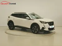Usado Peugeot 2008 Allure 100 CV (73 kW) 2021 Blanco SUV