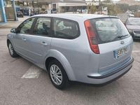 Usado Ford Focus Ghia 109 CV (80 kW) 2005 Azul Familiar