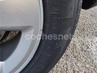 Usado Ford Focus Trend 115 CV (84 kW) 2006 Gris / plata Berlina