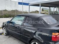 Usado VW Golf Cabriolet Highline 115 CV (84 kW) 2001 Negro Descapotable
