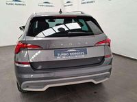 Usado Skoda Kamiq Ambition 110 CV (80 kW) 2023 Gris / plata SUV