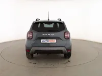 Usado Dacia Duster Journey 150 CV (110 kW) 2024 Gris SUV