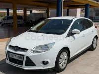 Usado Ford Focus Trend 95 CV (69 kW) 2013 Blanco Berlina