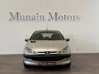 Usado Peugeot 206 70 CV (51 kW) 2005 Gris / plata Berlina