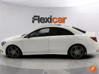 Usado Mercedes CLA180 122 CV (89 kW) 2018 Blanco Berlina