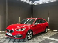 Usado Seat Leon FR 150 CV (110 kW) 2023 Rojo Familiar