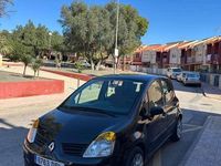 Usado Renault Modus Dynamique 82 CV (60 kW) 2006 Negro Monovolumen