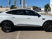 Usado Renault Arkana R.S. 145 CV (106 kW) 2022 Blanco universal con SUV