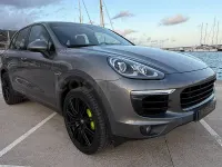 Usado Porsche Cayenne S E-Hybrid 416 CV (305 kW) 2016 Gris / plata SUV