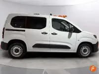 Usado Citroën Berlingo 102 CV (75 kW) 2024 Blanco Monovolumen