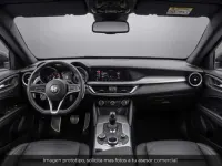 Usado Alfa Romeo Stelvio Veloce 209 CV (153 kW) 2023 Gris SUV