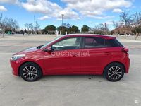Usado Hyundai i20 84 CV (61 kW) 2015 Rojo Berlina