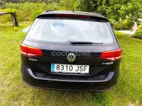 Usado VW Passat Edition 120 CV (88 kW) 2015 Negro Familiar