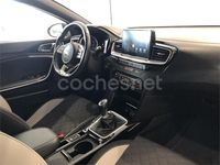 Usado Kia ProCeed GT-Line 120 CV (88 kW) 2020 Rojo Utilitario