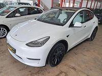 Begagnad Tesla Model Y 258 kW (351 HK) 2024 Vit SUV