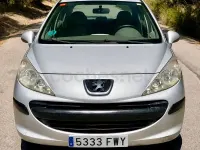 Usado Peugeot 207 75 CV (55 kW) 2007 Gris / plata Berlina