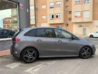 Usado Mercedes B180 116 CV (85 kW) 2019 Gris / plata Utilitario
