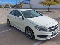Usado Mercedes A180 AMG line 109 CV (80 kW) 2015 Blanco Utilitario