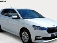 Usado Skoda Fabia Selection 116 CV (85 kW) 2025 Blanco Utilitario