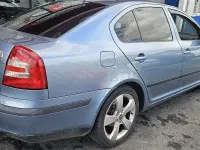 Usado Skoda Octavia Elegance 140 CV (102 kW) 2007 Azul Berlina