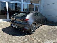 Usado Mazda 3 Center-Line 140 CV (102 kW) 2025 Gris / plata Berlina