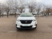 Usado Peugeot 2008 Active 110 CV (80 kW) 2021 Blanco SUV