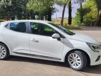 Usado Renault Clio Zen 116 CV (85 kW) 2021 Blanco Utilitario