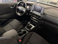 Usado Hyundai Kona 120 CV (88 kW) 2022 Gris / plata SUV