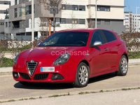 Usado Alfa Romeo Giulietta Distinctive 140 CV (102 kW) 2011 Rojo Utilitario