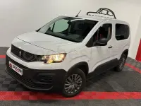Usado Peugeot Rifter Allure 100 CV (73 kW) 2023 Blanco Monovolumen