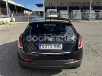 Usado Lancia Delta Gold 120 CV (88 kW) 2012 Negro Utilitario
