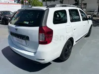 Usado Dacia Logan Lauréate 90 CV (66 kW) 2014 Blanco Familiar