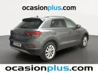 Usado VW T-Roc Life 110 CV (80 kW) 2024 Gris / plata SUV