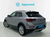 Usado VW T-Roc Life 150 CV (110 kW) 2023 Gris SUV